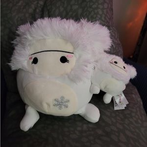 Defect upside down face Ever and clip Ever. BNWT